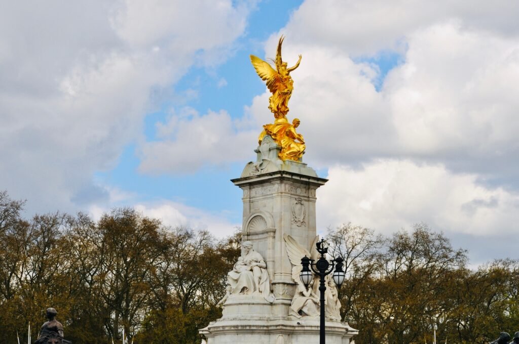 Best tours and excursions in Victoria